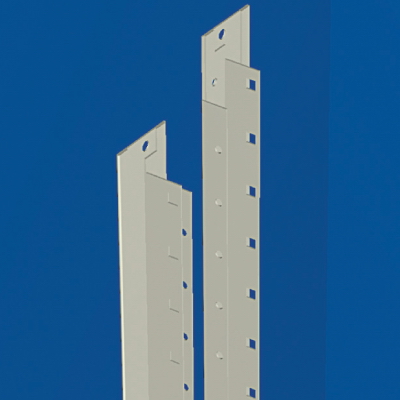 DKC Стойки вертикальные, для установки панелей, для шкафов В=1800мм, 1 упаковка - 2шт.